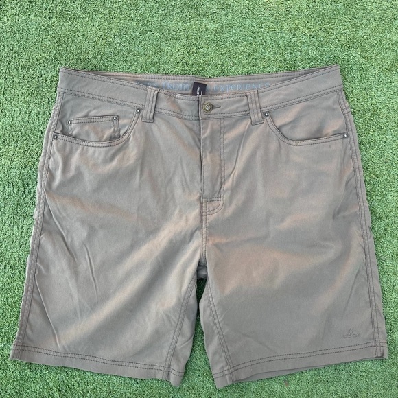 Prana Mens shorts size 38 Preowned great condition outdoor casual - Picture 4 of 4